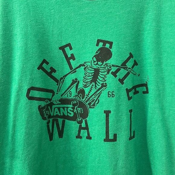 Off The Wall Vans Graphic Tee Size Large - Picture 2 of 4